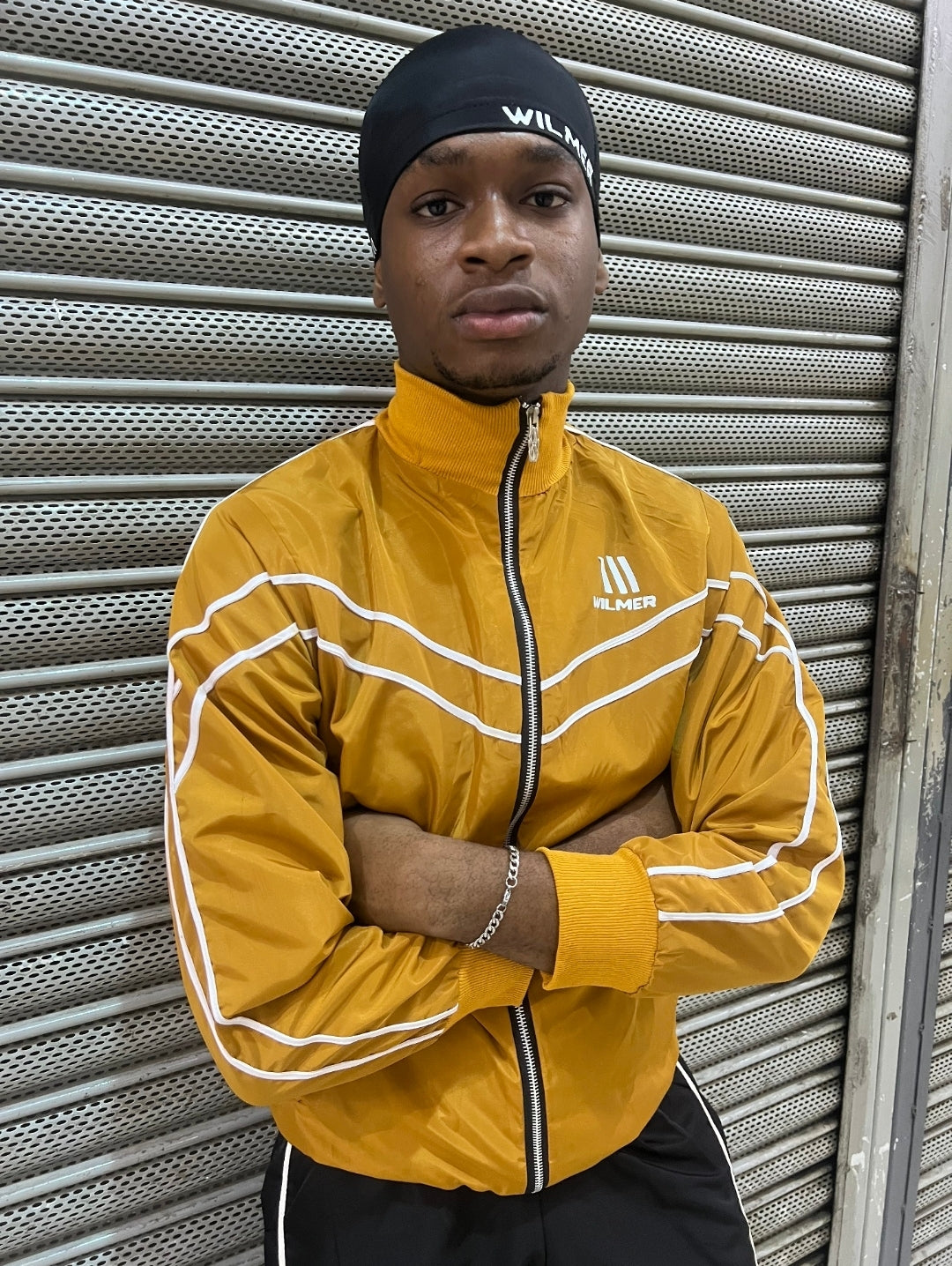 Wilmer Tracksuit Full-Zip in Yellow with Black Side Details and Front Zipper, Short Design, Comfortable Fit