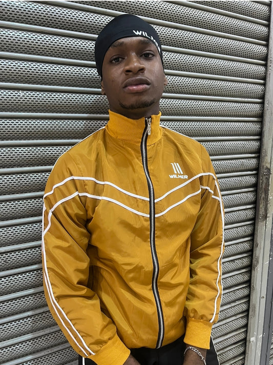 Wilmer Tracksuit Full-Zip in Yellow with Black Side Details and Front Zipper, Short Design, Comfortable Fit